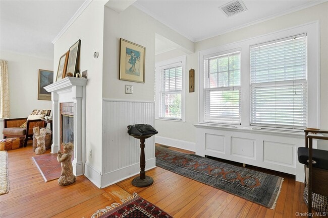 Building Photo - 351 Piermont Ave