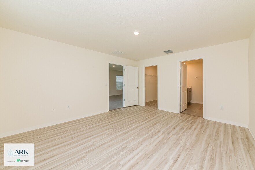 Building Photo - 2933 Great Abaco Way