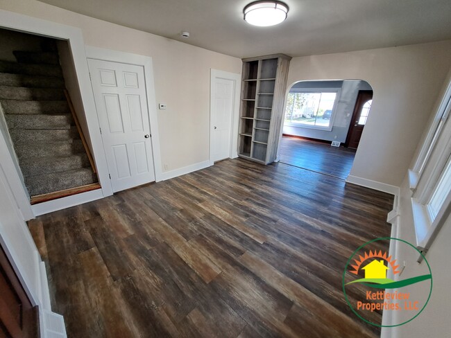 Dining Room - 1523 Martin Ave