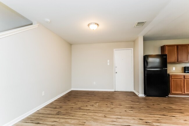 Building Photo - 21610 Dawn Timbers Ct