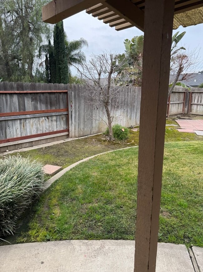 Building Photo - 1107 Wimbledon Dr