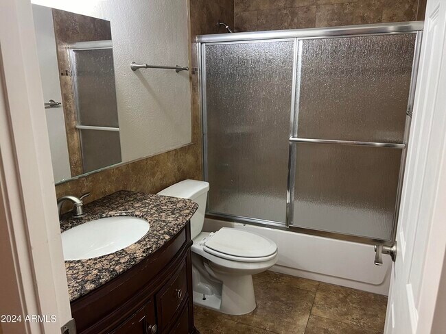 Building Photo - 8381 E Indian School Rd