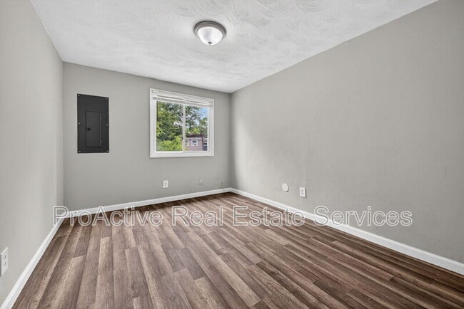 Building Photo - 6430 Faraday Ct