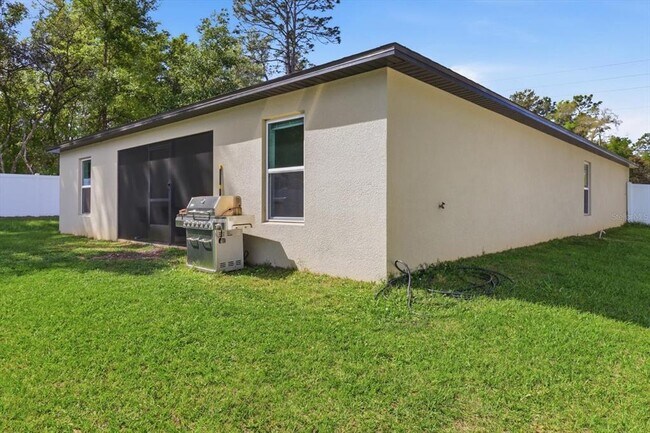 Building Photo - 8361 N Elkcam Blvd