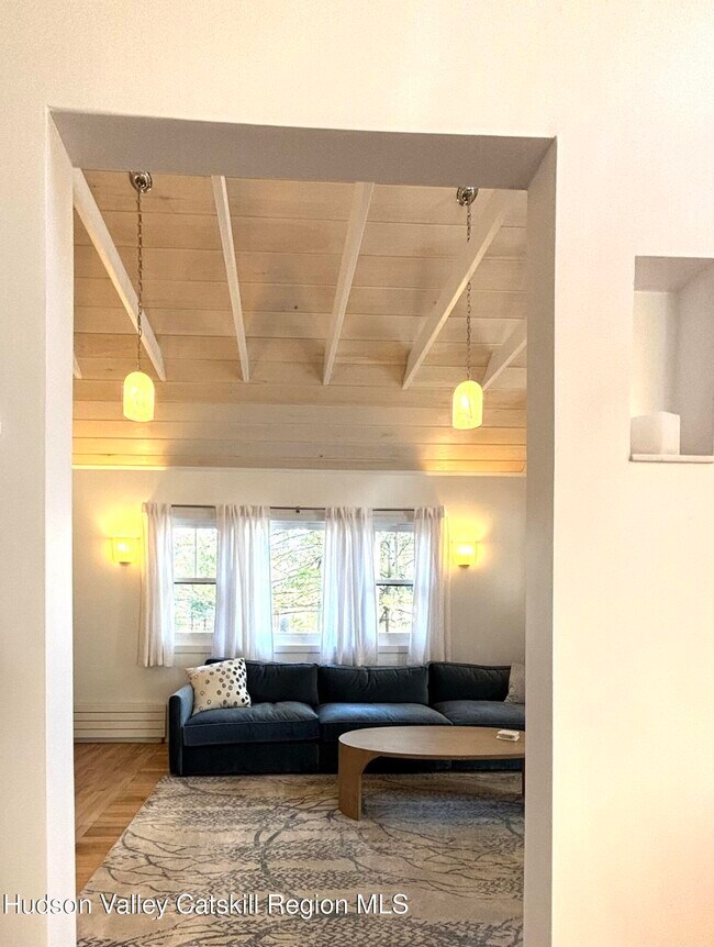 Building Photo - 299 Wittenberg Rd