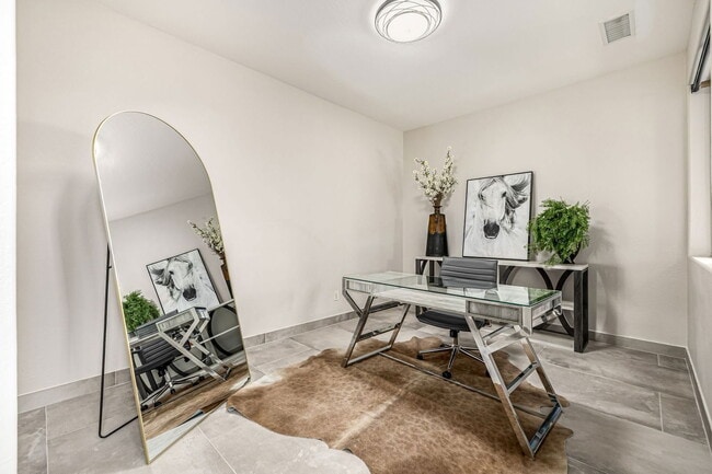 Building Photo - 5211 N 193rd Ave