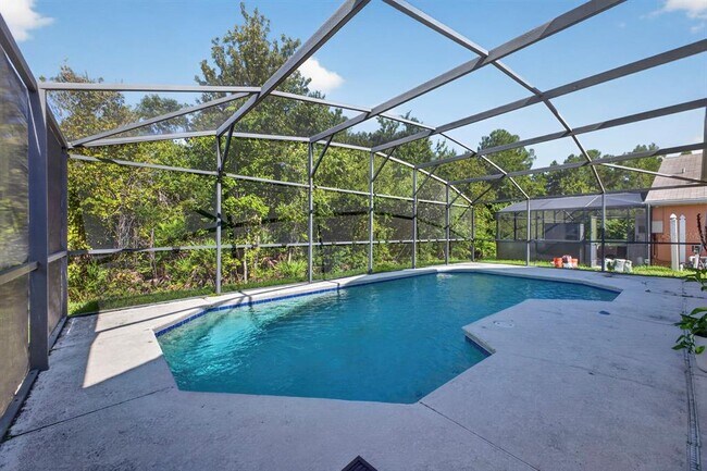 Building Photo - 839 Sandy Ridge Dr