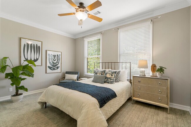 Bedroom looking over the park - 1117 E 7th St