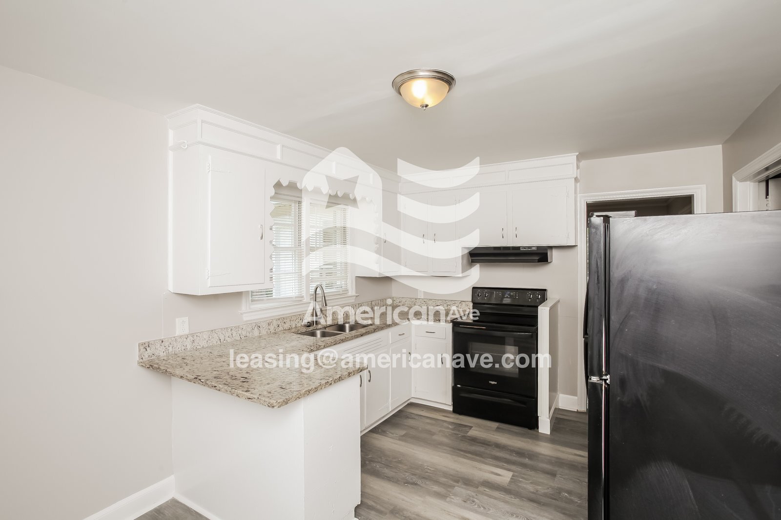 Building Photo - 3417 Belvedere Dr