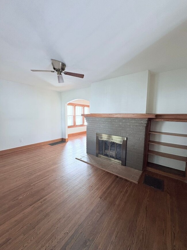 Building Photo - 43 E Beechwold Blvd