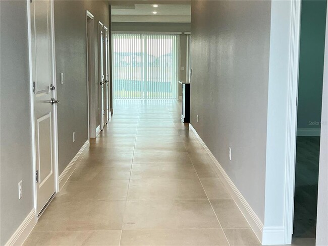 Building Photo - 4836 Shady Pnes Dr