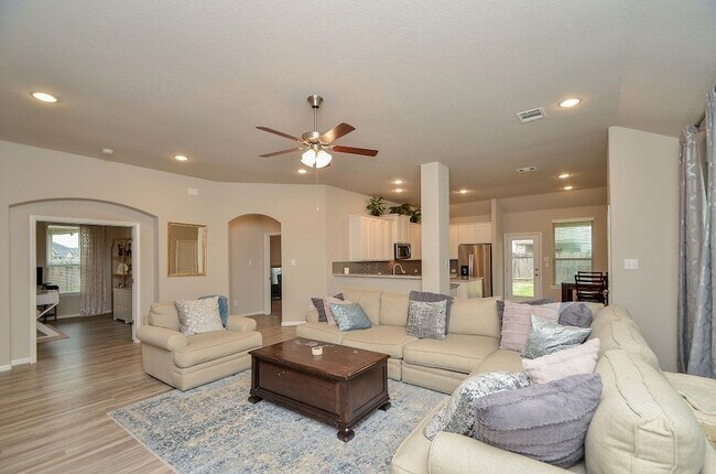 Building Photo - 32619 Twilight Gable Ct