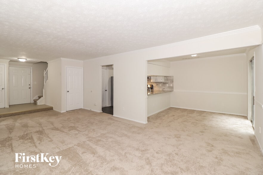 Building Photo - 797 Brittany Ct