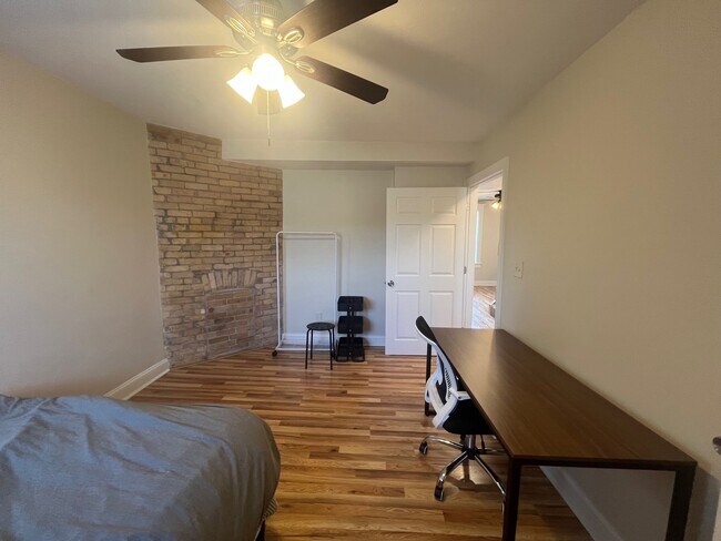 Building Photo - 350 Melwood Ave