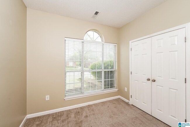 Building Photo - 209 Ashford Dr