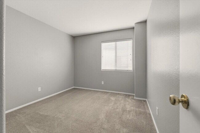 Building Photo - 4365 Desert Dancer Way