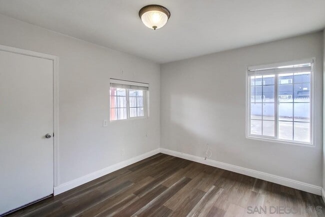 Building Photo - 6327 Newsome Dr
