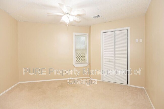 Building Photo - 2443 Doubletree Dr NW