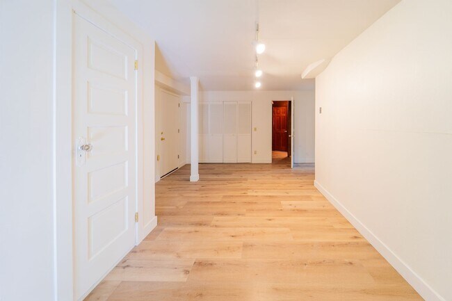 Building Photo - Gorgeous Hillsdale Home w/3 Decks, Picturesque Yard, Sauna, Garage & AC! Pets Welcome!