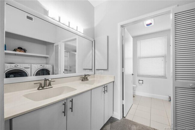Building Photo - 13226 Harbour Ridge Blvd