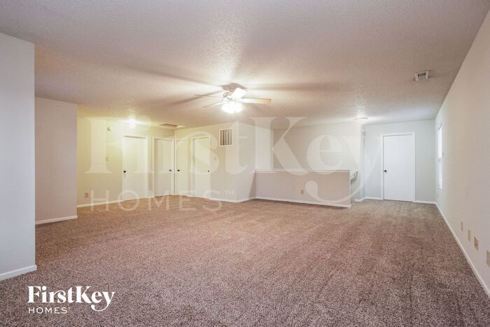 Building Photo - 679 Harvest Meadow Way