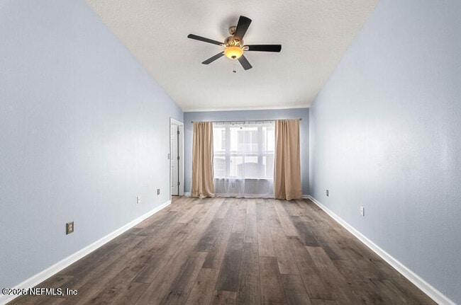 Building Photo - 4265 Highwood Dr