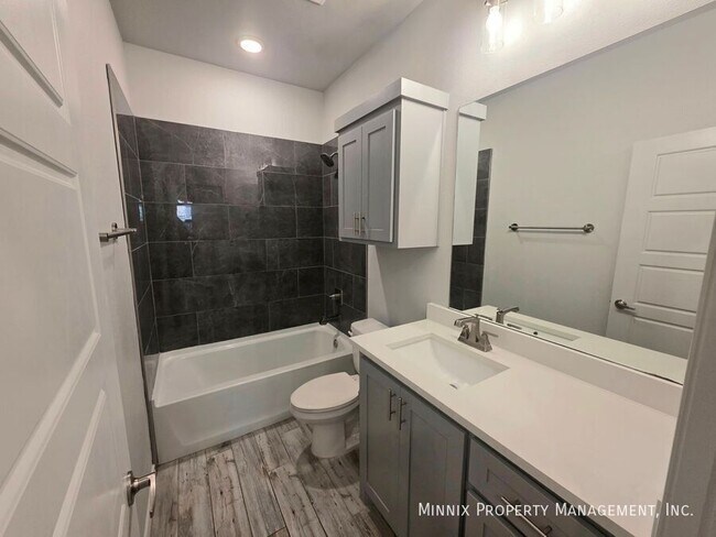 Building Photo - 2105 Congress Rd