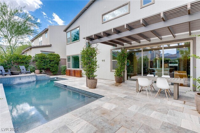 Building Photo - 214 Abbey Hill St