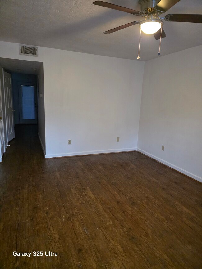 Building Photo - 4312 Old Macon Rd