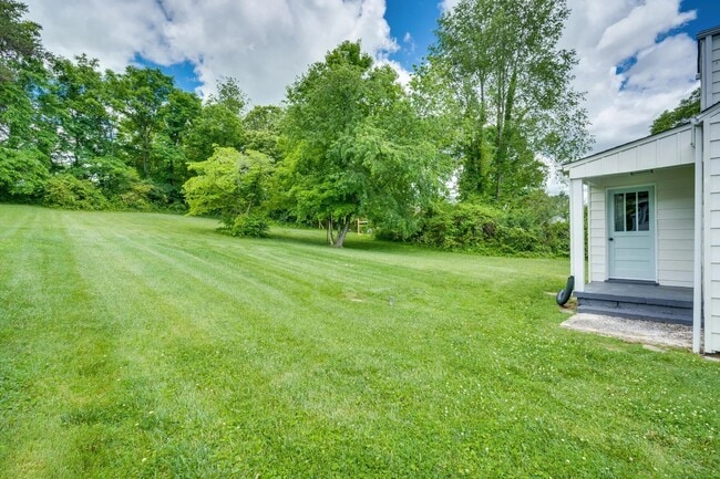 Building Photo - 237 Randolph St