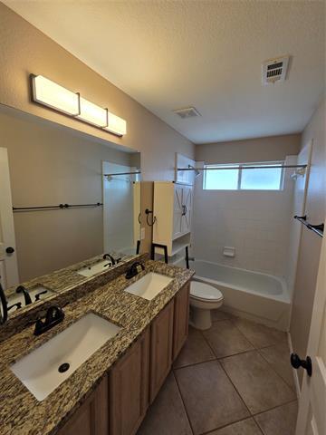 Building Photo - 625 Manchester Dr