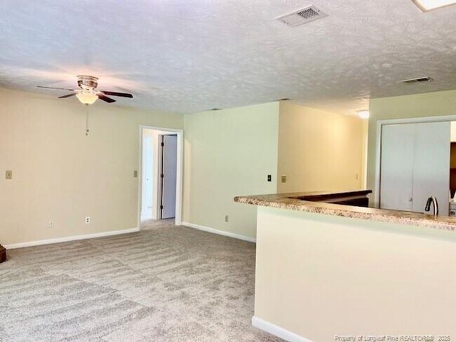Building Photo - 6771 Willowbrook Dr