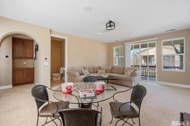 Building Photo - Damont Ranch Townhome Available to Lease Now