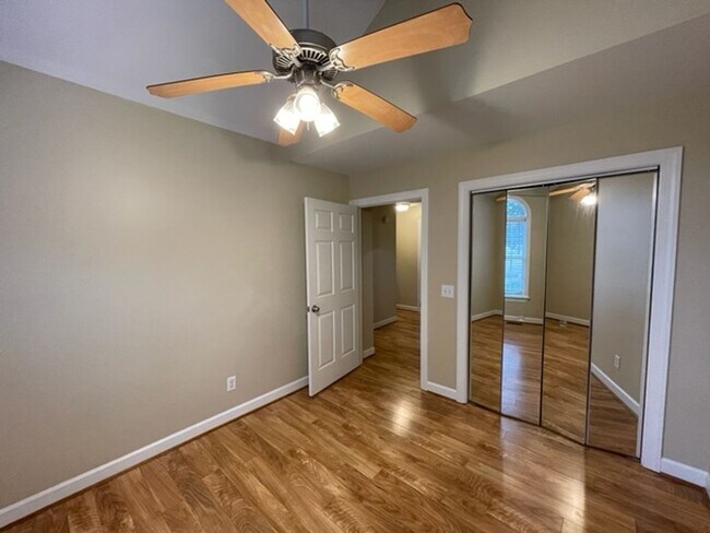 Building Photo - 1017 Bren Arbor Ct