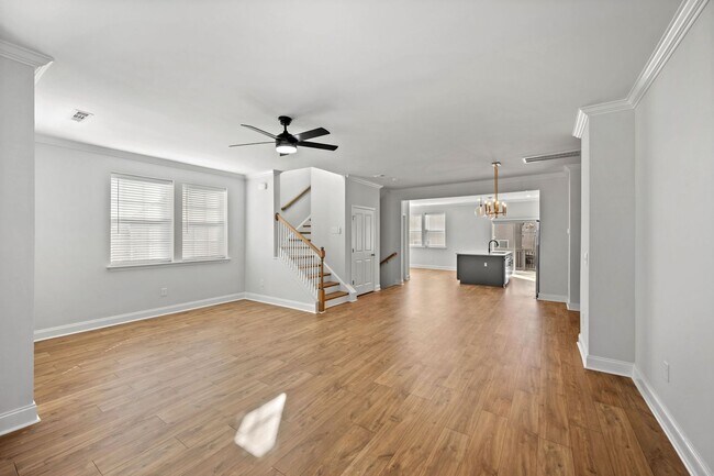 Building Photo - Burkitt Ridge Townhome