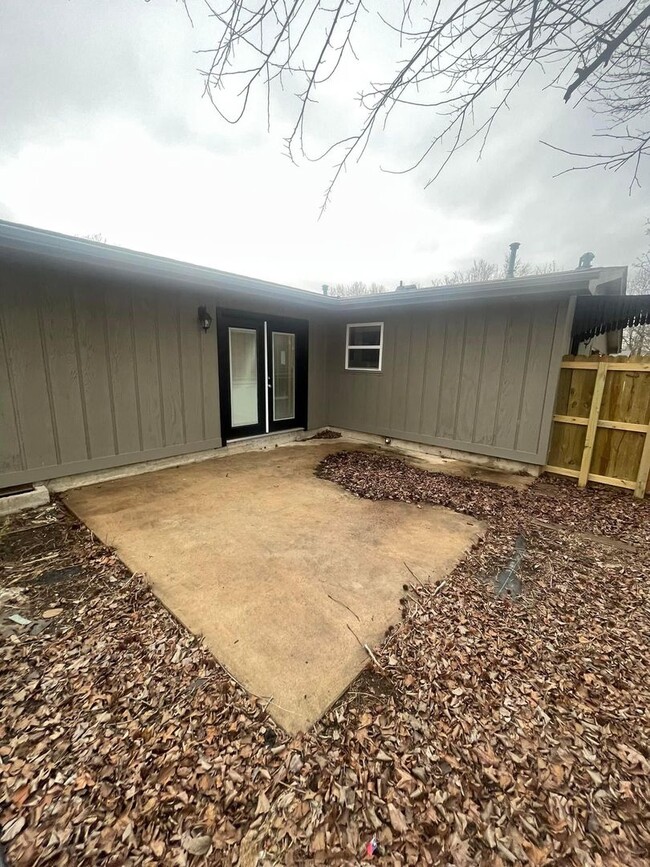 Building Photo - Come take a look at this remodeled three-b...