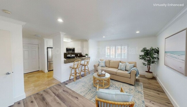 Building Photo - 7405 Charmant Dr