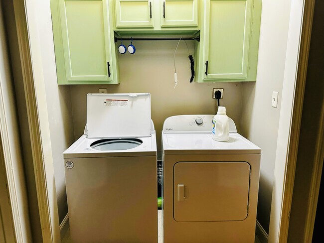 Laundry room in hallway - 3001 River Towne Way