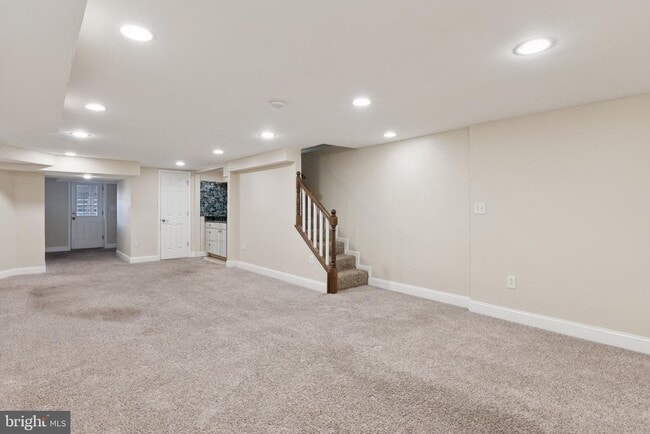 Building Photo - 908 Longfellow St NW