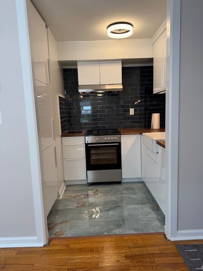 Italian Tile - 4412D Falls Bridge Dr