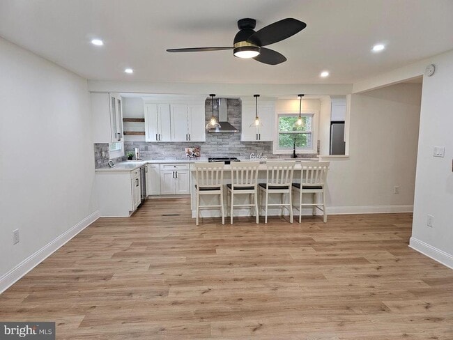 Building Photo - 133 Meadows Rd