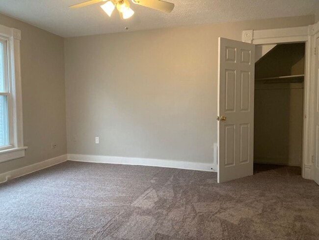 Building Photo - 3 Bed 1.5 Bathroom for rent in Dayton*