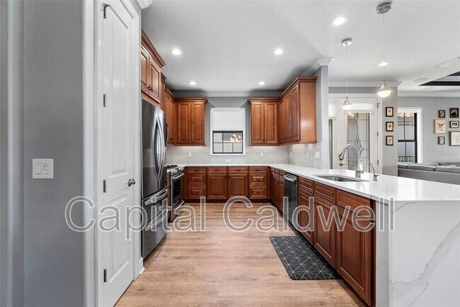 Building Photo - 4816 Heinman Cv