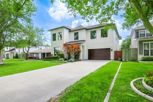 Building Photo - 1507 Martin St