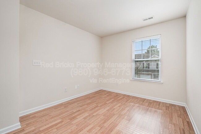 Building Photo - 10617 Bunclody Dr