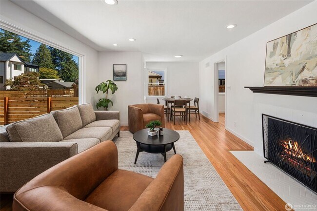 Building Photo - 2bd/1.75ba Seattle Condo