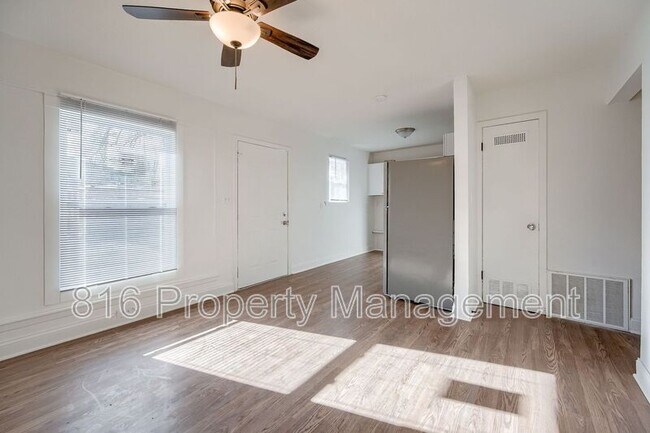 Building Photo - 6106 E 153 Terrace