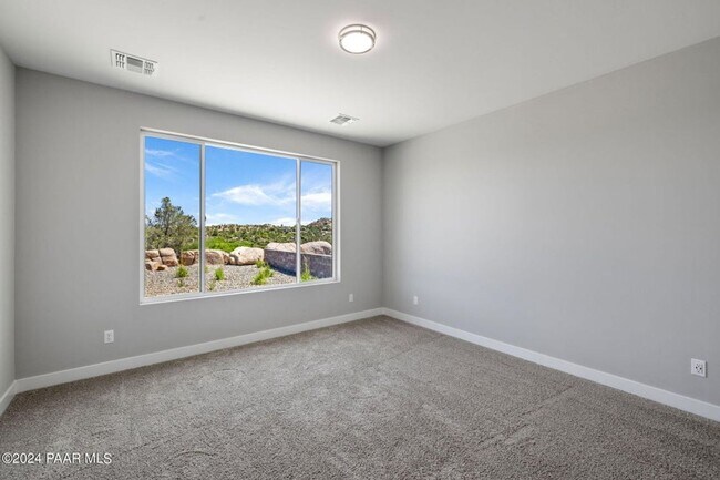 Building Photo - Beautiful Home in a Stunning 55+ Community...