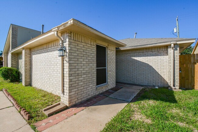 Building Photo - Charming Home for Rent in Southwest Houston !