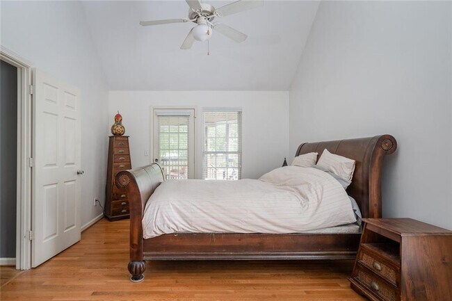 Building Photo - 1254 Avondale Ave SE
